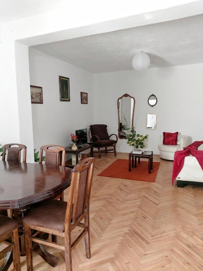 Sunshine House Villa Pančevo Buitenkant foto